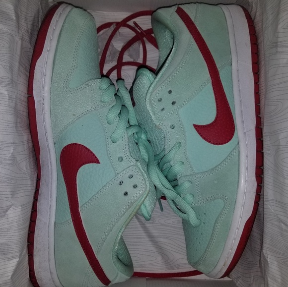 nike sb dunk low mint